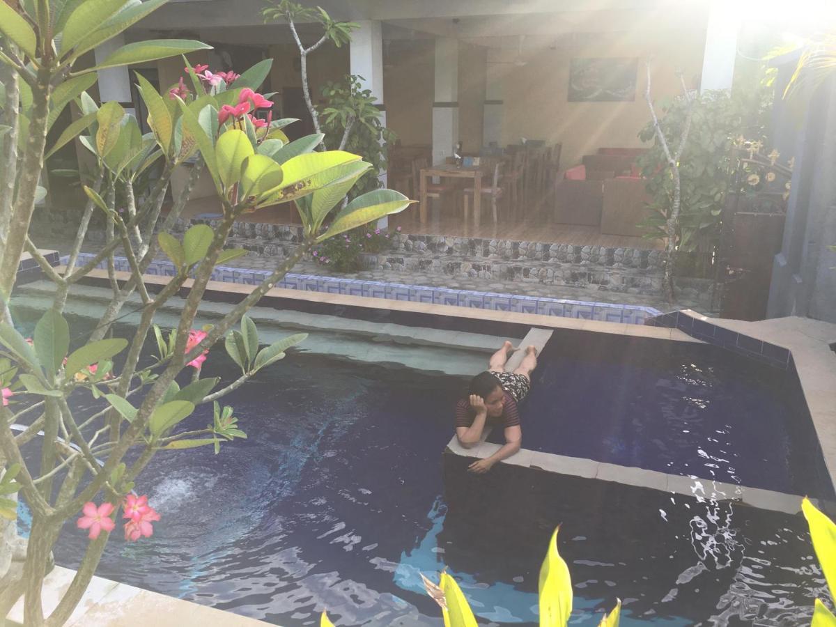 Wahyu Homestay 1 Nusa Lembongan  Luaran gambar